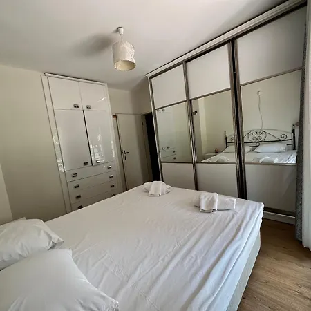 Villa Nefis Denize Ve Avm Ye Yakin Yazlik Long